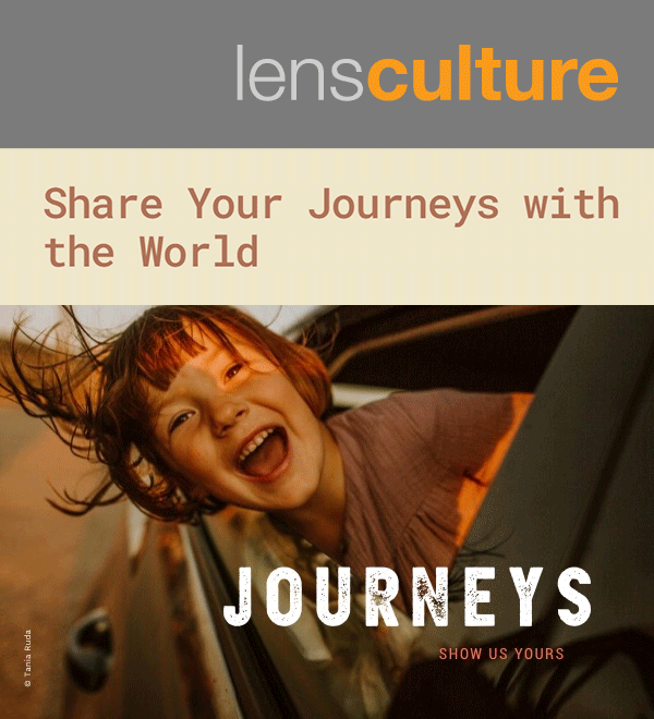 رقابت عکاسی بین المللی LensCulture 2020 لینک : https://asarartmagazine.ir/?p=17636 👇 سایت : AsarArtMagazine.ir اینستاگرام :‌ instagram.com/AsarArtMagazine تلگرام :  t.me/AsarArtMagazine 👆