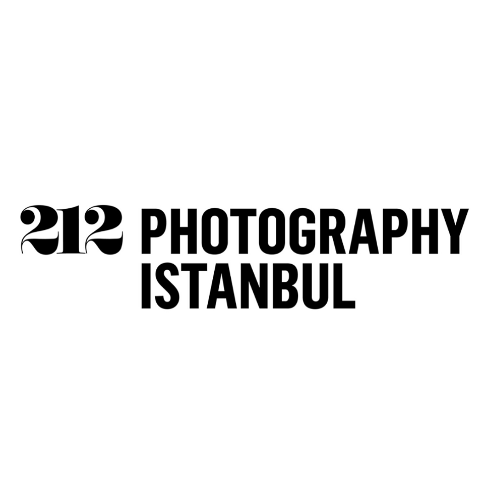 فرخوان مسابقه عکاسی 212 استانبول لینک : https://asarartmagazine.ir/?p=17859 👇 سایت : AsarArtMagazine.ir اینستاگرام :‌ instagram.com/AsarArtMagazine تلگرام :  t.me/AsarArtMagazine 👆